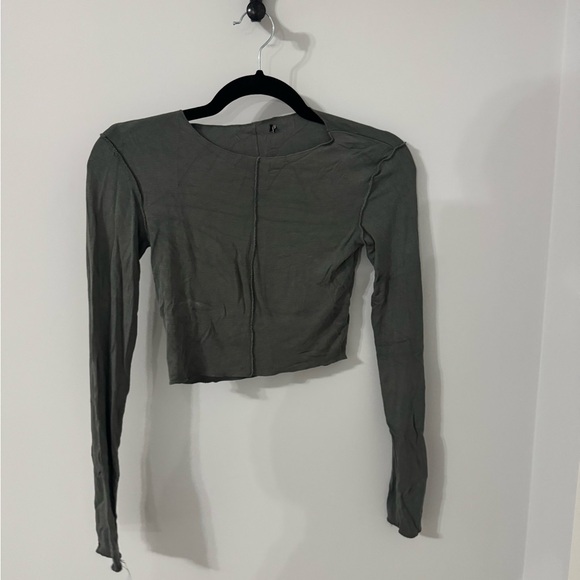 2 Zara long sleeves - Picture 2 of 2